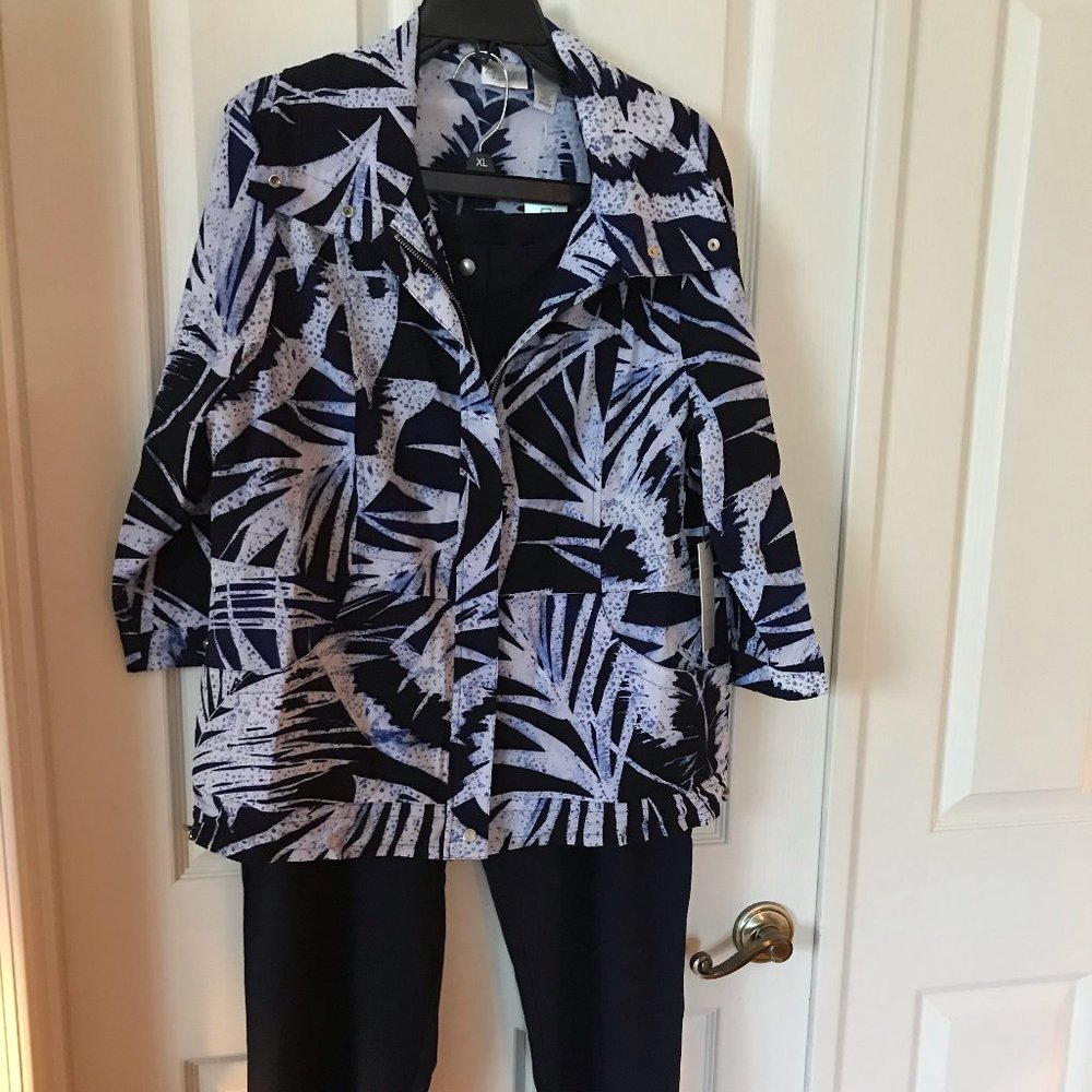 Zenergy 2 pcs navy pant set. Size 2